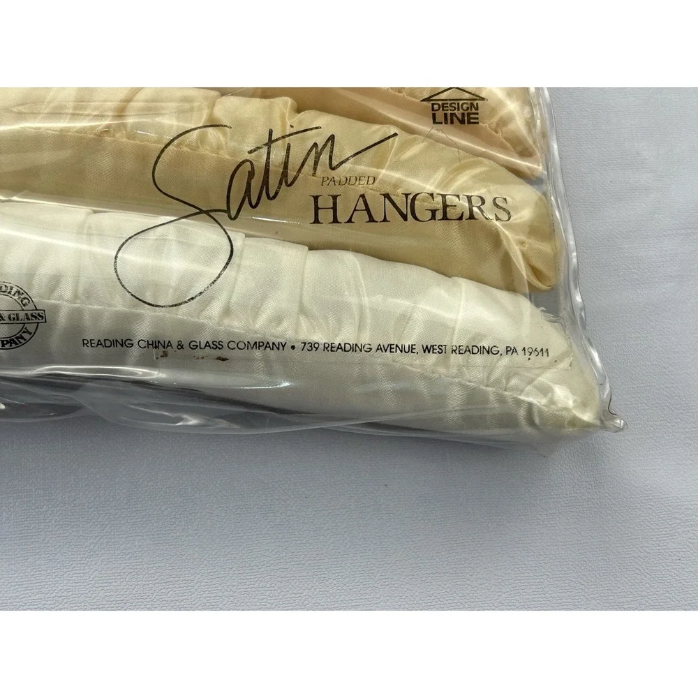 Vintage Satin Padded Hangers Lot of 10 Pastel Colors Sealed Closet Storage